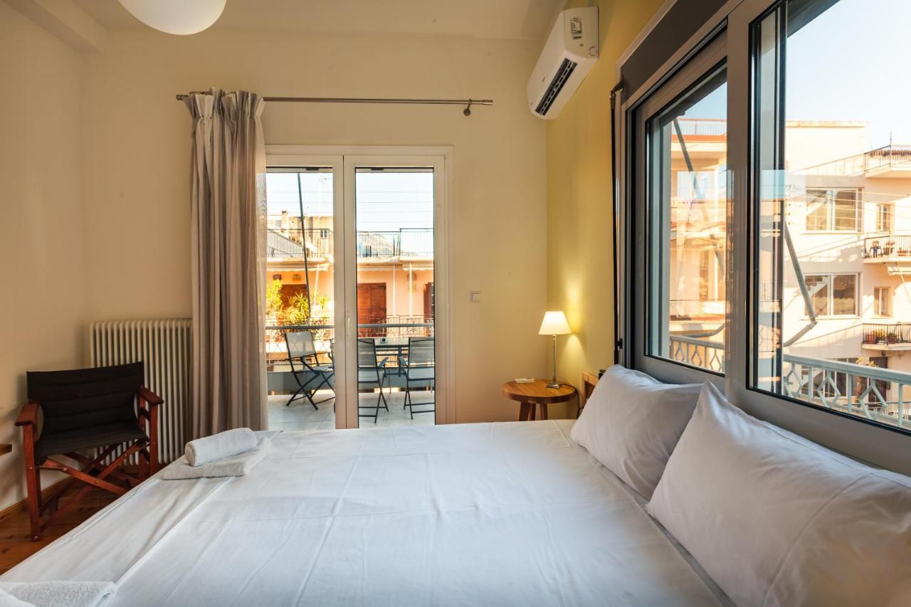 Appartamento Upscale Modern Escape In The Historic Center Kalamata Esterno foto