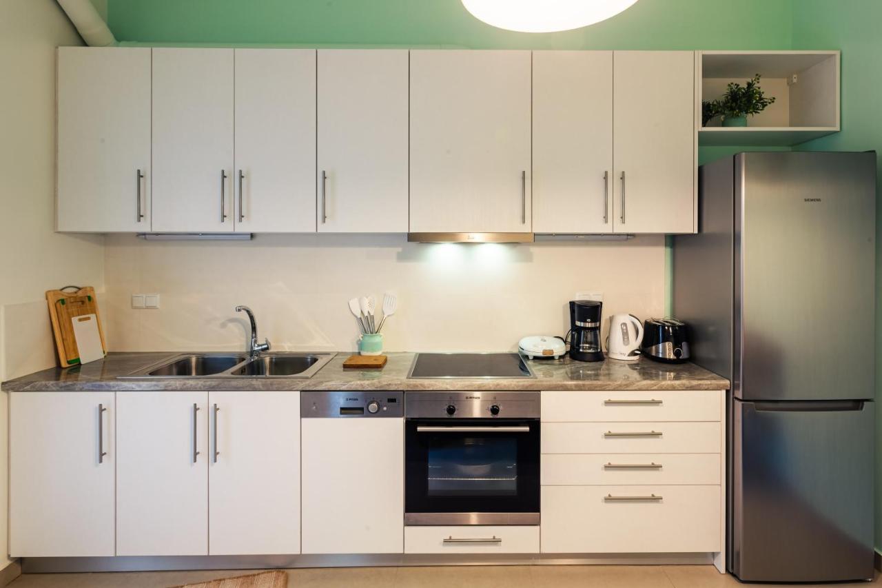 Appartamento Upscale Modern Escape In The Historic Center Kalamata Esterno foto