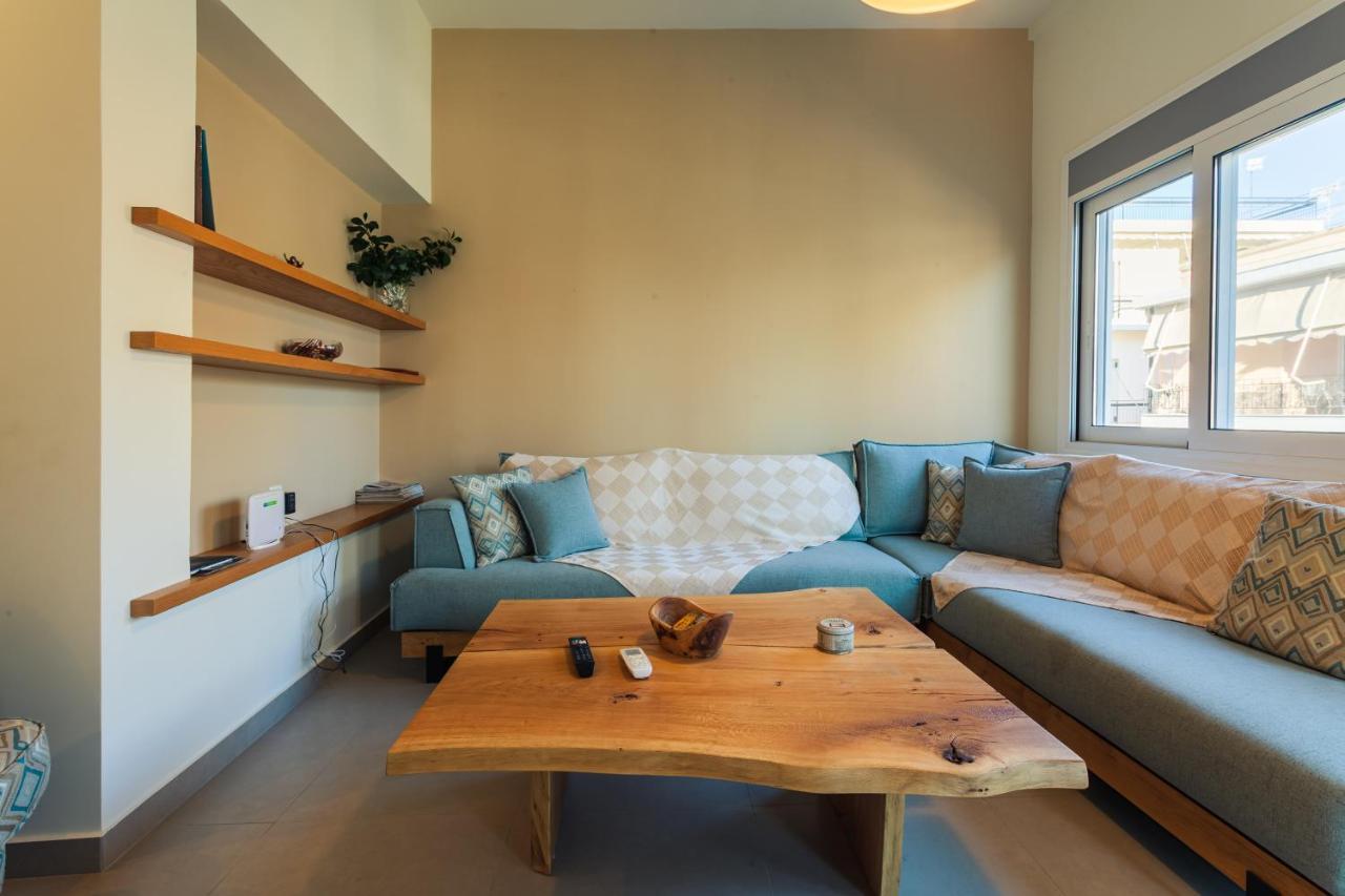 Appartamento Upscale Modern Escape In The Historic Center Kalamata Esterno foto